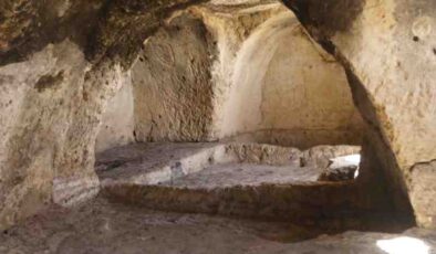 Diyarbakır’da tarih ötesi mezarlar