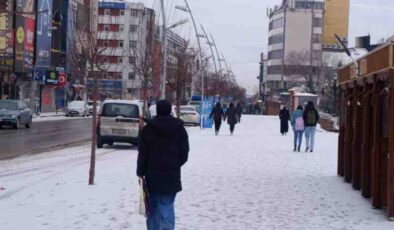 Erzurum’da soğuk hava ve kar alarmı