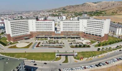 Fethi Sekin hastanesi, şehir nüfusunun 3 katı hasta kabul etti