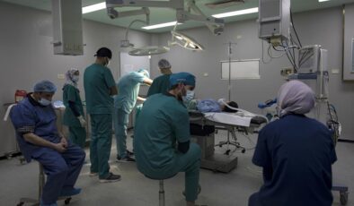Gazze’de hastane krizi: ameliyatlar durdu