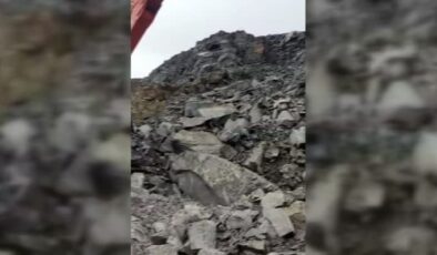 İş makinesine düşen kaya operatörü yaraladı