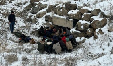Kars’ta göçmen kaçakçılığına darbe