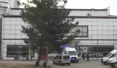 Takla atan araçta biri bebek 5 kişi yaralandı