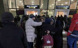 Uçakta şüpheli çanta alarmı
