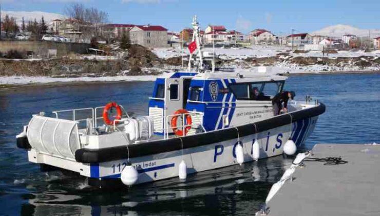 Van Gölü’nde yenilikçi bot hizmete girdi