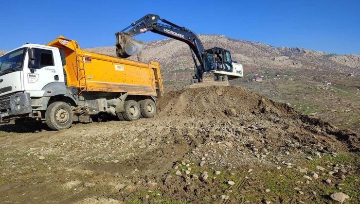 Kulp ilçesinde  köy yollarındaki çalışmalar bitti.