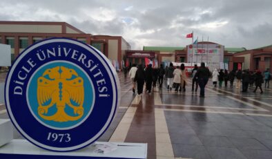 Güneydoğu Kariyer Fuarı yoğun katılımla başladı