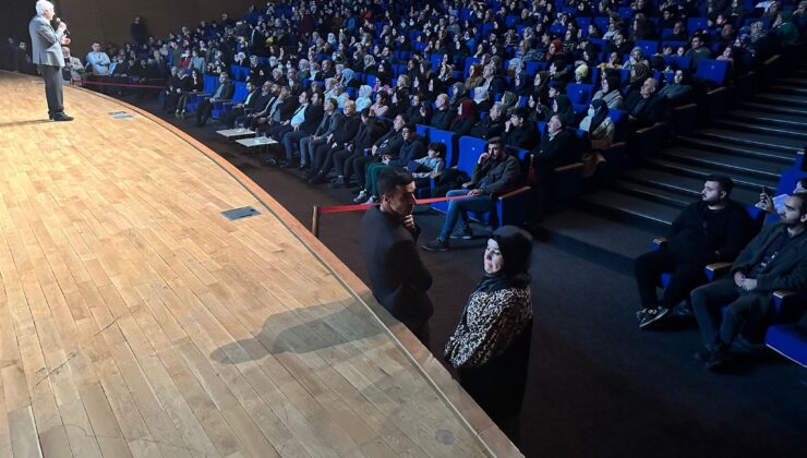 Nihat Hatipoğlu, Diyarbakırlı Sevenleriyle Sevgi Dolu Söyleşide buluştu
