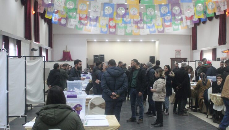 DEM Parti  Büyükşehir Belediye Başkan adaylarını seçiyor