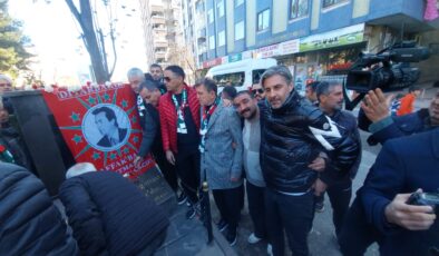 Efsane Futbolcular Diyarbakır’da