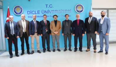Türkiye Üniversite Sporları Federasyonu’ndan rektöre ziyaret