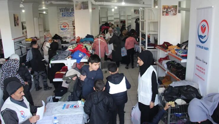 Yetimler Vakfı, çocuklara kışlık giyim yardımı