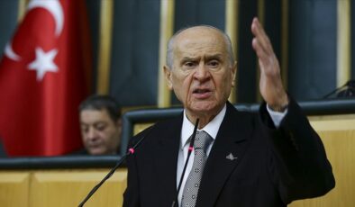 Bahçeli’den Kulp Kaymakamı’na destek: Tertemiz anlından öpüyorum