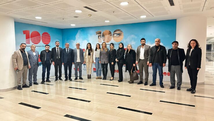 CHP Bağlar ilçe örgütü Nazlıaka’yı ziyaret etti.