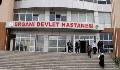 Ergani Devlet Hastanesi’nde yaprak dökümü devam ediyor