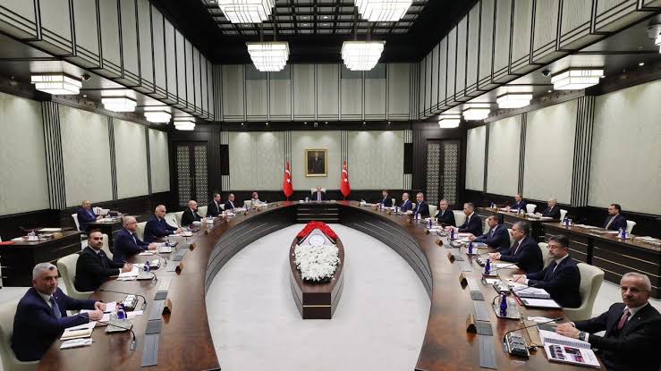 Bağkur ve SGK emeklisine yüzde 5 ek zam