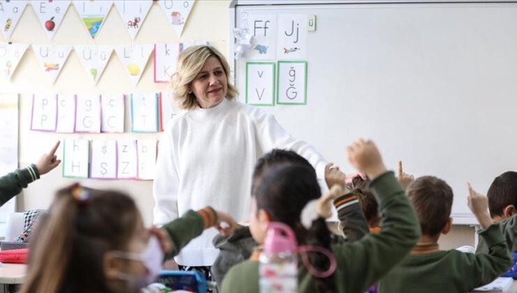 Öğretmenlere  yer değiştirme hakkı