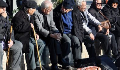 Emekliye ek zamdan yeni emekli olacaklar da yararlanacak