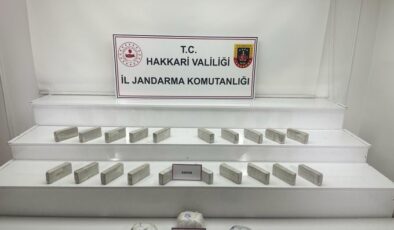 10 kilo eroin ve 3 kilo morfin ele geçirildi