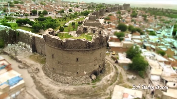 Diyarbakır’ın Tarihi Hazinesi: Ulu Beden Burcu