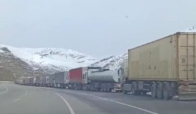 Esendere’de tır kuyruğu çilesi