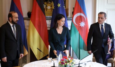 Berlin’de barış için üçlü diyalog