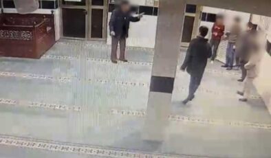 Diyarbakır’da camide çocuklara saldıran kişi gözaltında