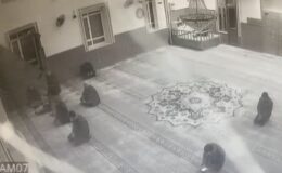 Camide bıçaklı cinayet: zanlı tutuklandı
