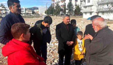 Depremde aile fertlerini kaybeden milletvekili o geceyi anlattı