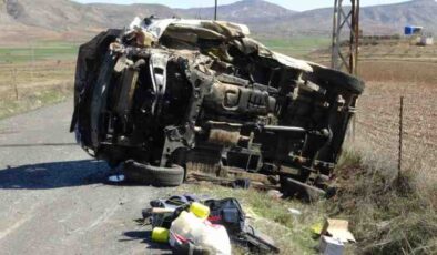 Gercüş’te minibüs takla attı: 3 yaralı