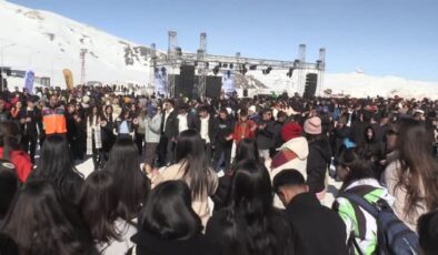 Hakkari’de düzenlenen Kar Festivali sona erdi