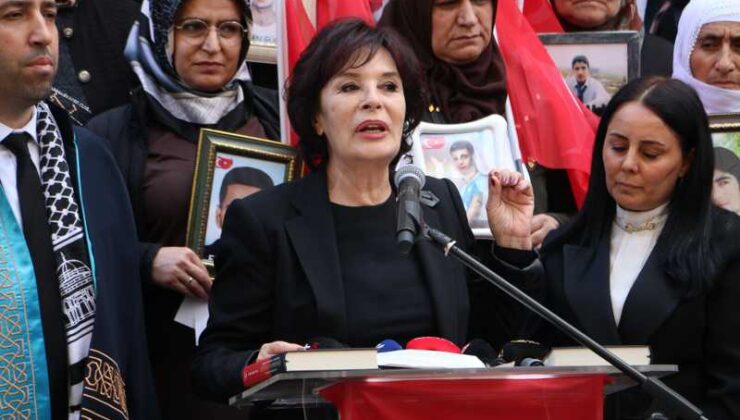 Hülya Koçyiğit, Diyarbakır annelerini ziyaret etti
