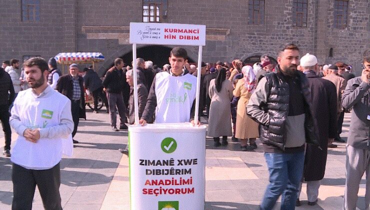 HÜDA PAR Diyarbakır’da “Anadilimi Seçiyorum” standı açtı