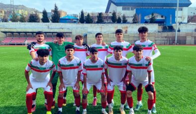 Futbolda Bölgenin En Büyüğü Diyarbakır Spor Lisesi