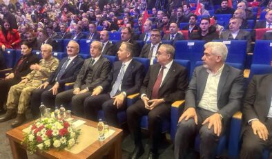 İçişleri Bakanı Ali Yerlikaya TOKİ kura çekimi için Diyarbakır’da