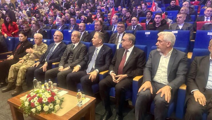 İçişleri Bakanı Ali Yerlikaya TOKİ kura çekimi için Diyarbakır’da