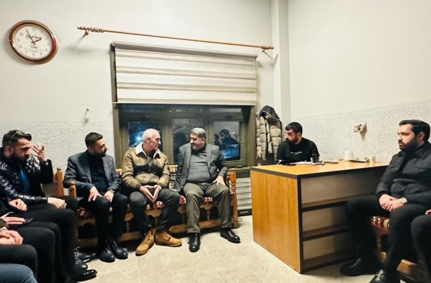 AK Parti İl Başkanı Av .Raşit Ocak, Taksicilerle buluştu