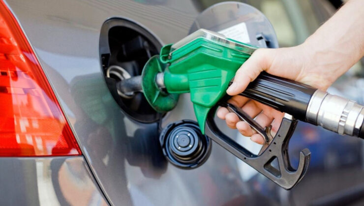 Benzine 1 lira 79 kuruş zam gerçekleşti