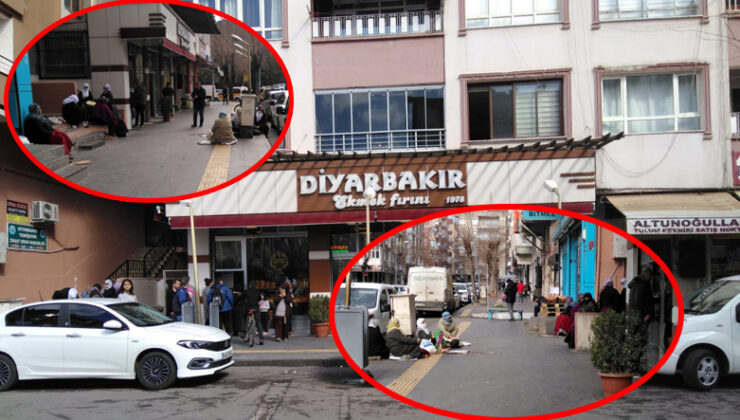 İhtiyaç sahibi kadınların ekmek bekleyişi yürekleri burktu