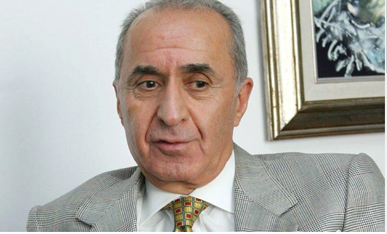Siyasetteki Usta Yolcu: Hikmet Çetin
