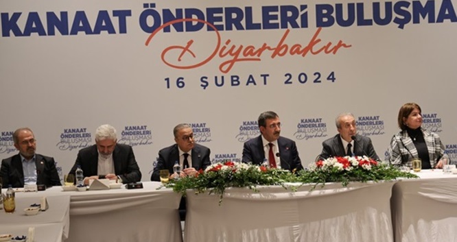 Cevdet Yılmaz: Yılın ortasında enflasyonda düşüşleri göreceğiz