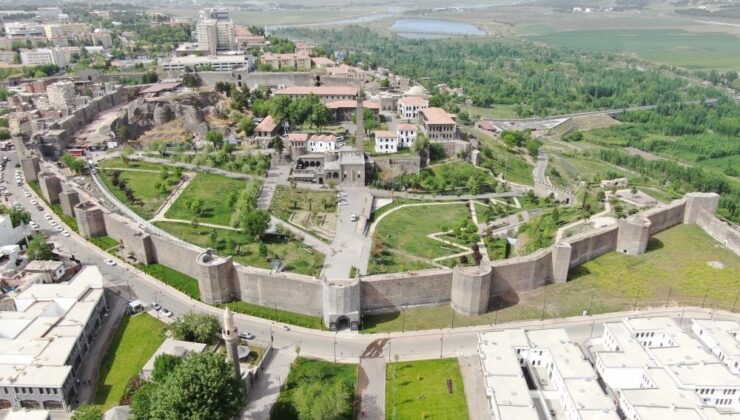 Diyarbakır’ın Tarihî Mirası: Sur İlçesi