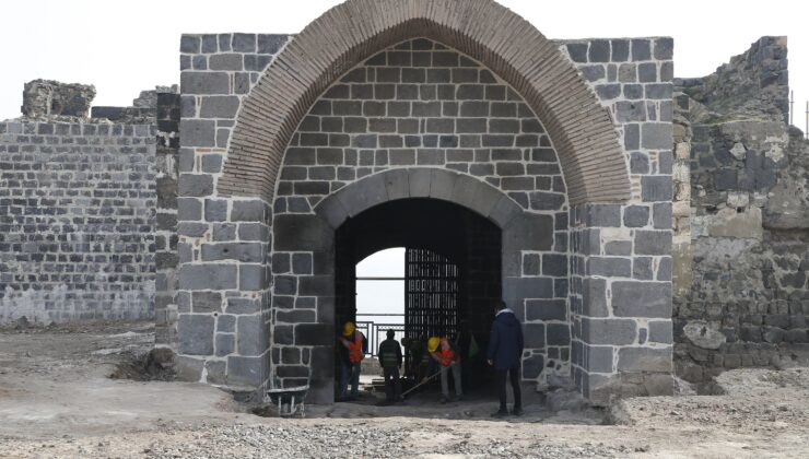 Diyarbakır’ın Tarihi Kapısı: Yeni Kapı