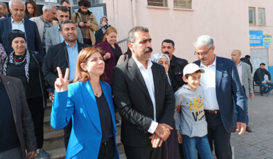 DEM’in Diyarbakır adayları oyunu kullandı