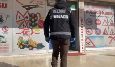 Diyarbakır’da sürücü kursuna ‘Fısıltı’ operasyonu: 12 gözaltı