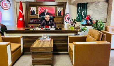 Abbas Gündüz’den Özgür Özel’e bedelli tepkisi