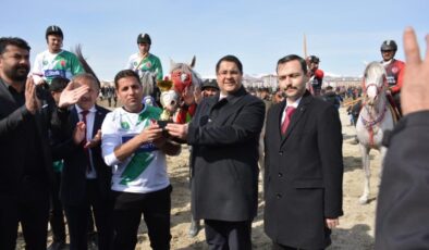 Aşkale’de coşkulu cirit müsabakası