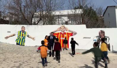 Diyarbakır’da duvar resimleriyle ünlü oldular