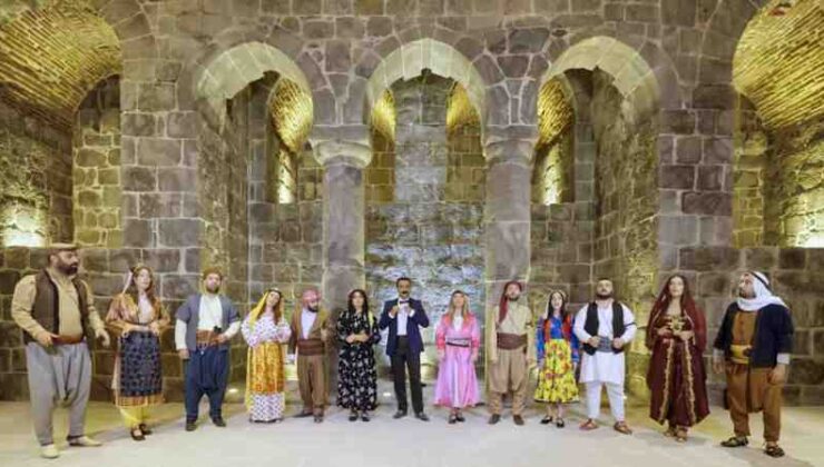 Dengbejler Akapella ile geleneği yaşatıyor