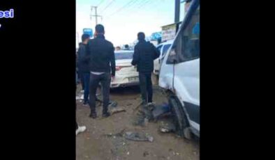Diyarbakır’da Hafriyat kamyonu 5 aracı biçti